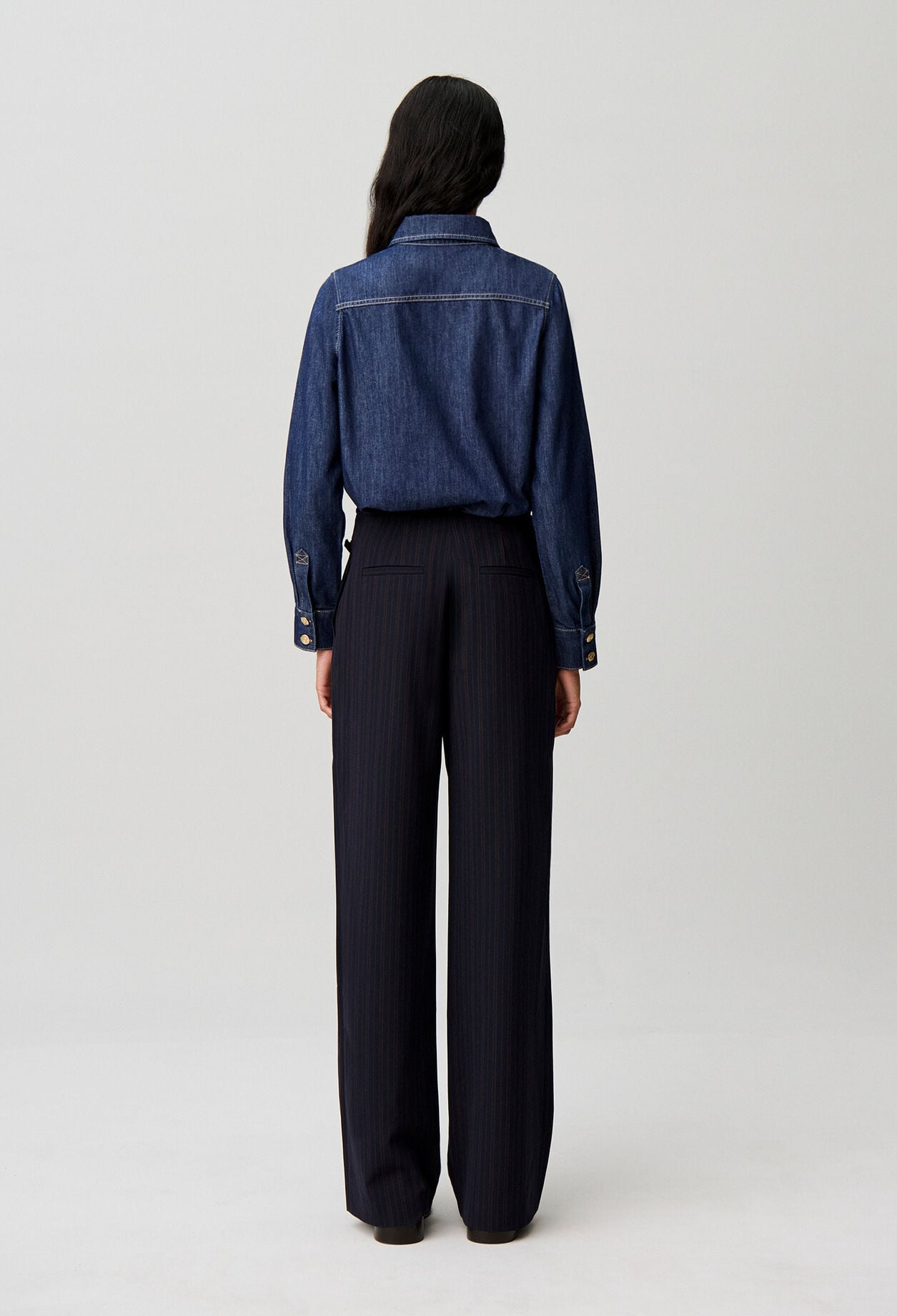 Pantalon ray&eacute; droit