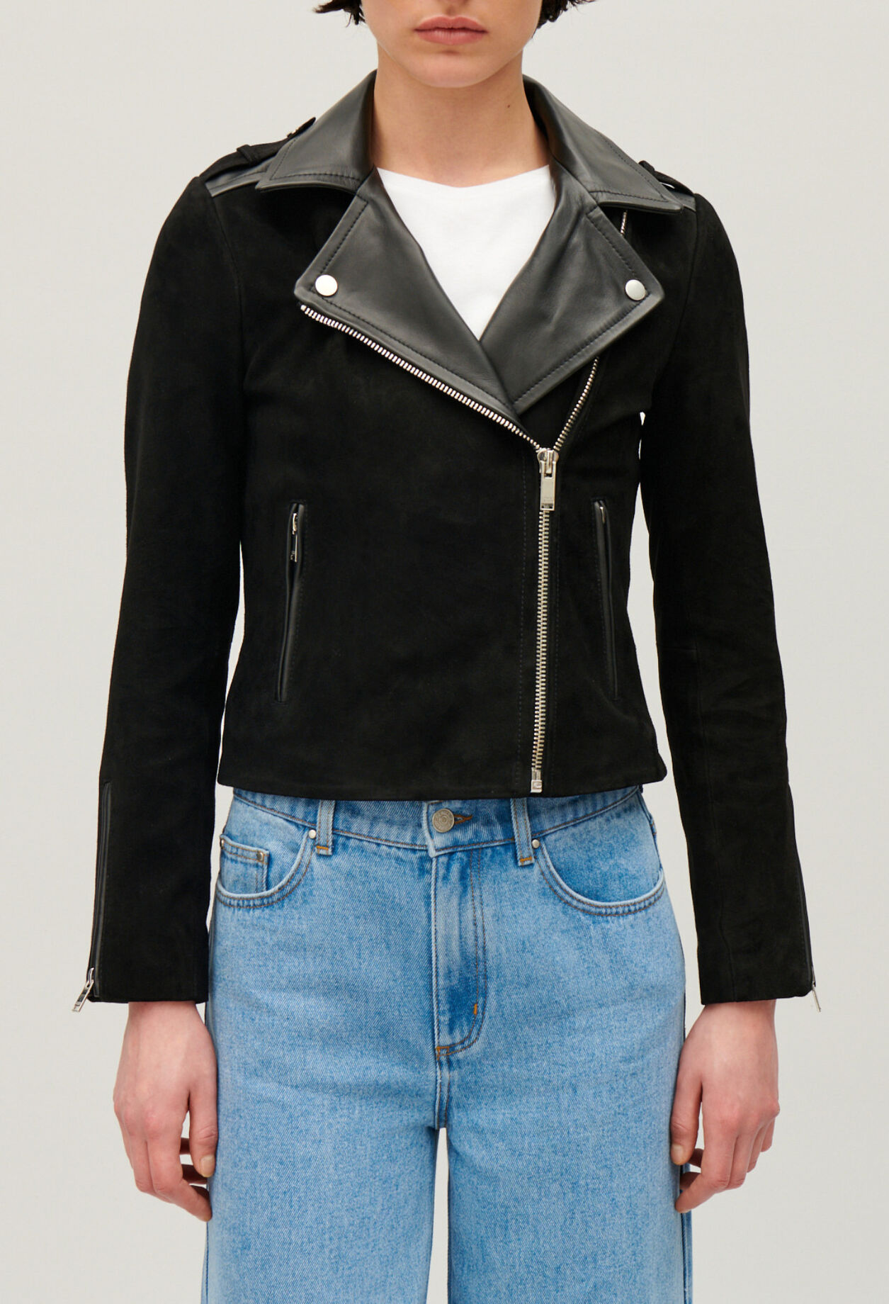 Veste en cuir noir