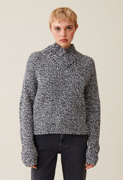 Pull grosse maille col V gris