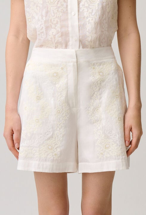 Short brod&eacute; coton ramie