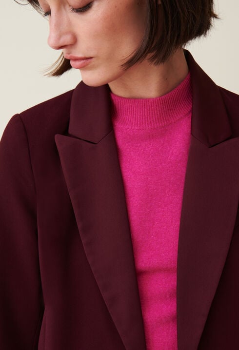 Veste tailleur boutonnée ceinturée