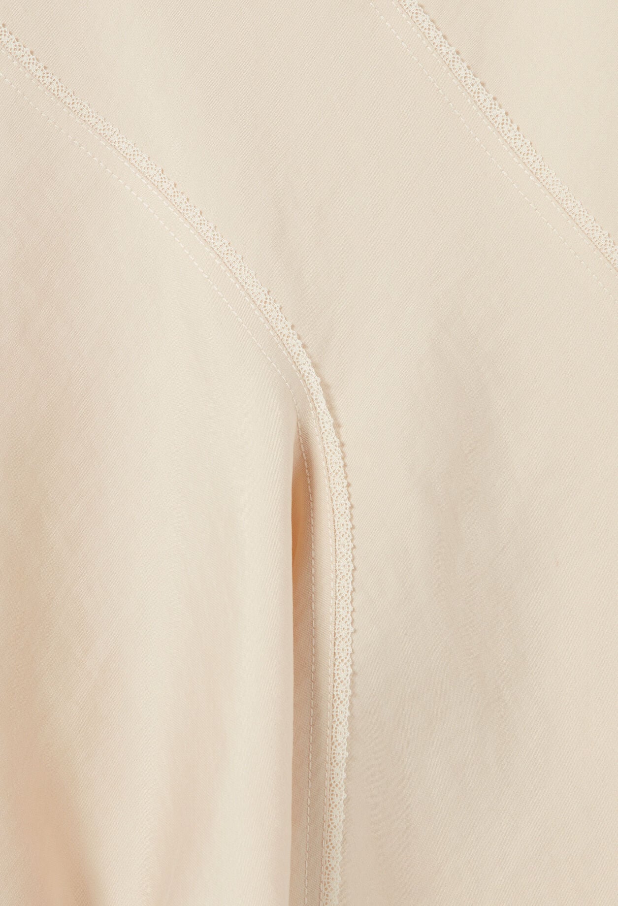 Jupe courte asym&eacute;trique