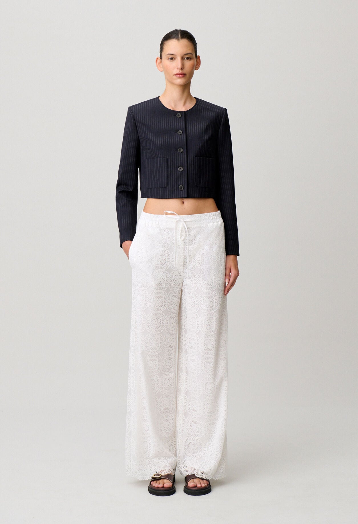 Pantalon fluide avec dentelle