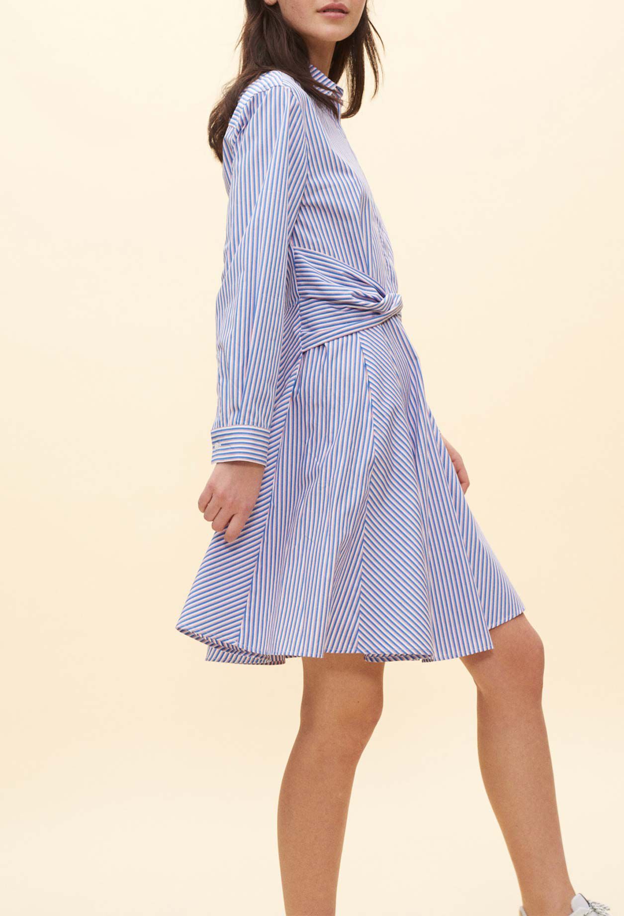 Robe chemise à coupe patineuse