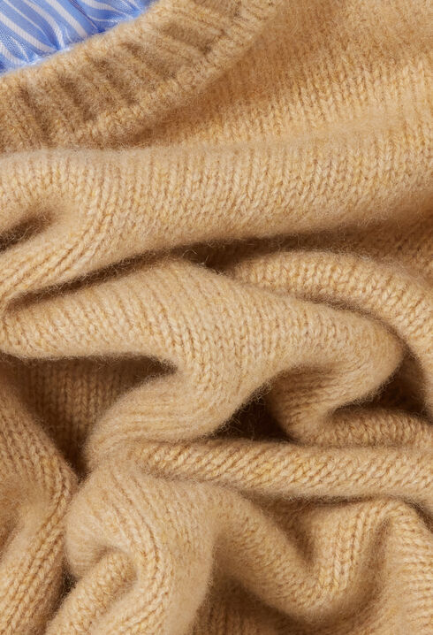 Pull ray&eacute; laine