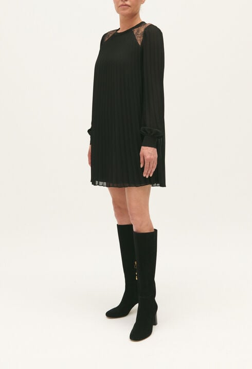 Robe courte plissée noire