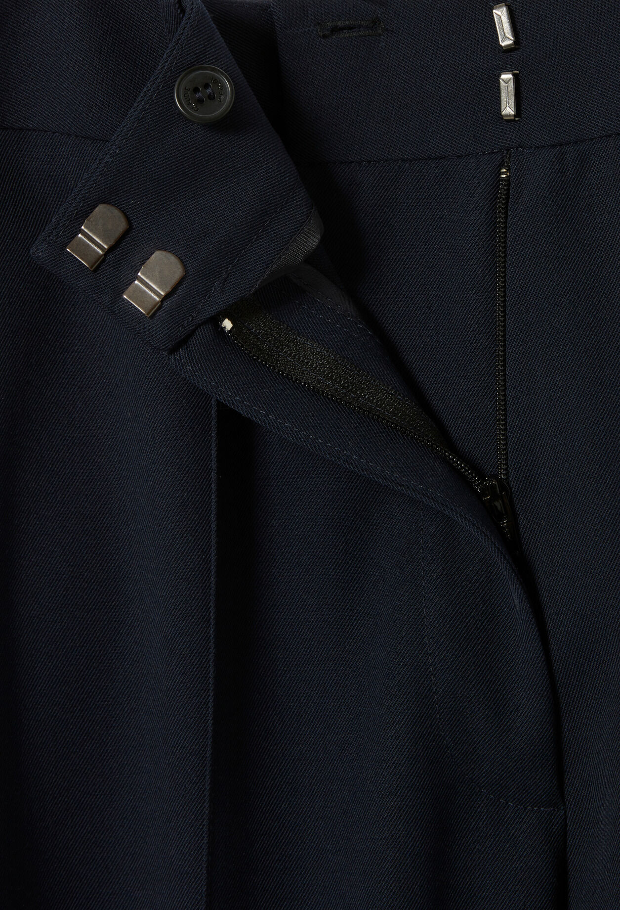 Pantalon tailleur cigarette