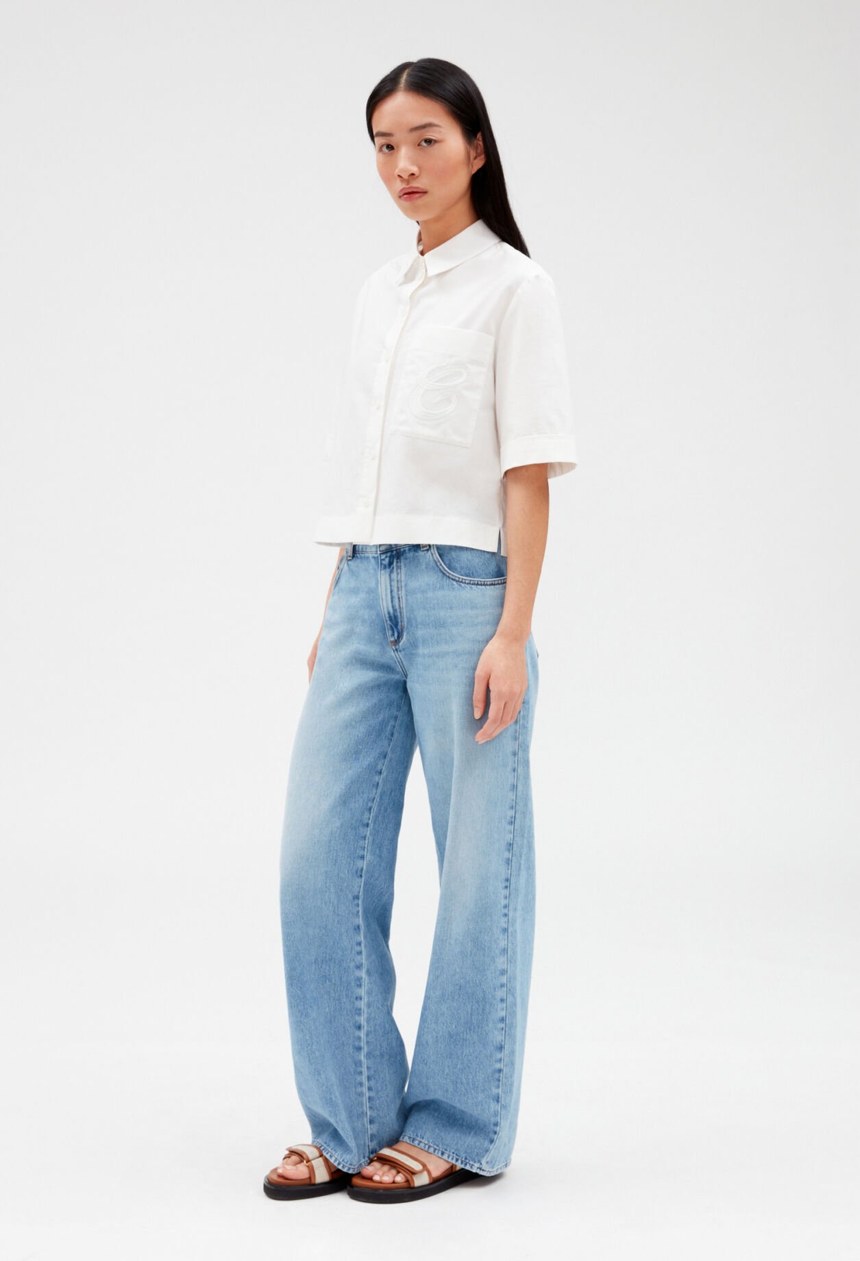 Chemise courte brodée écrue