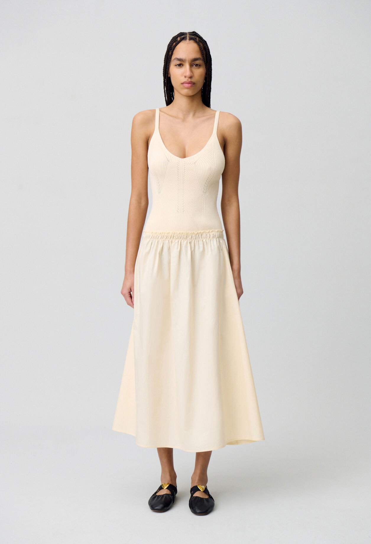 Robe mi-longue buste maille