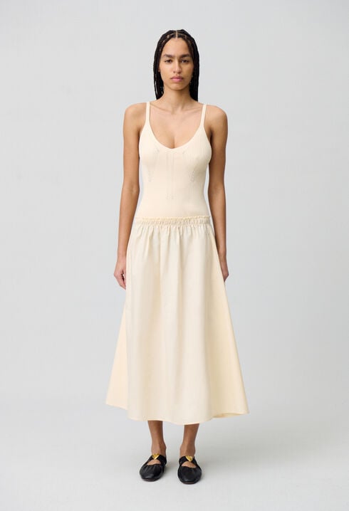 Robe mi-longue buste crochet
