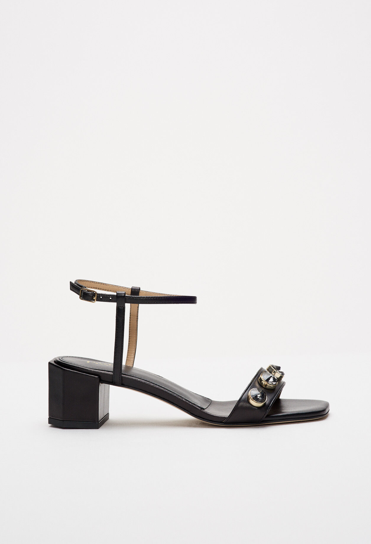 Sandales d'été à talons carrés