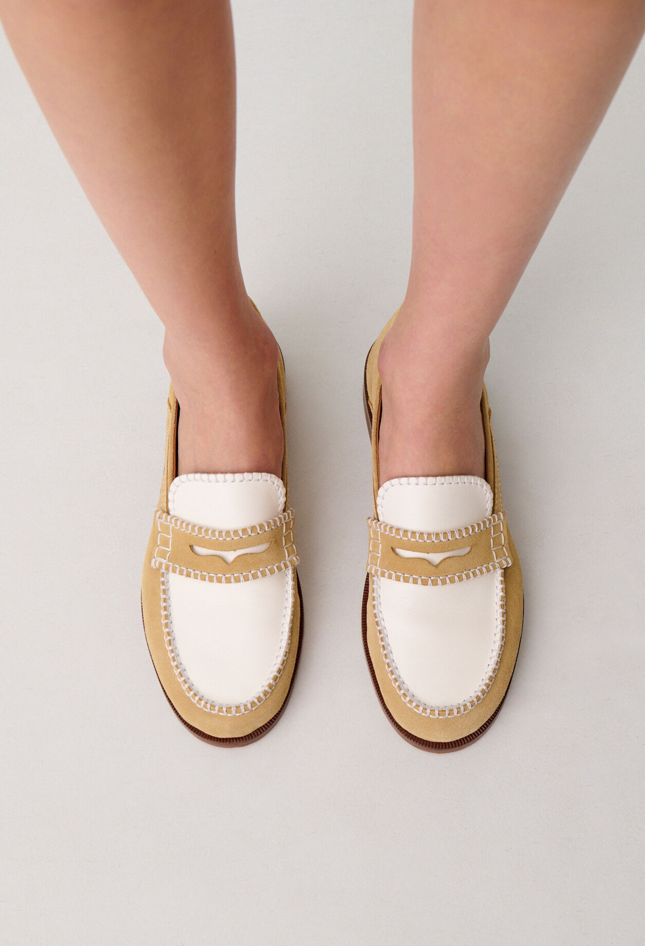 Mocassins su&egrave;de