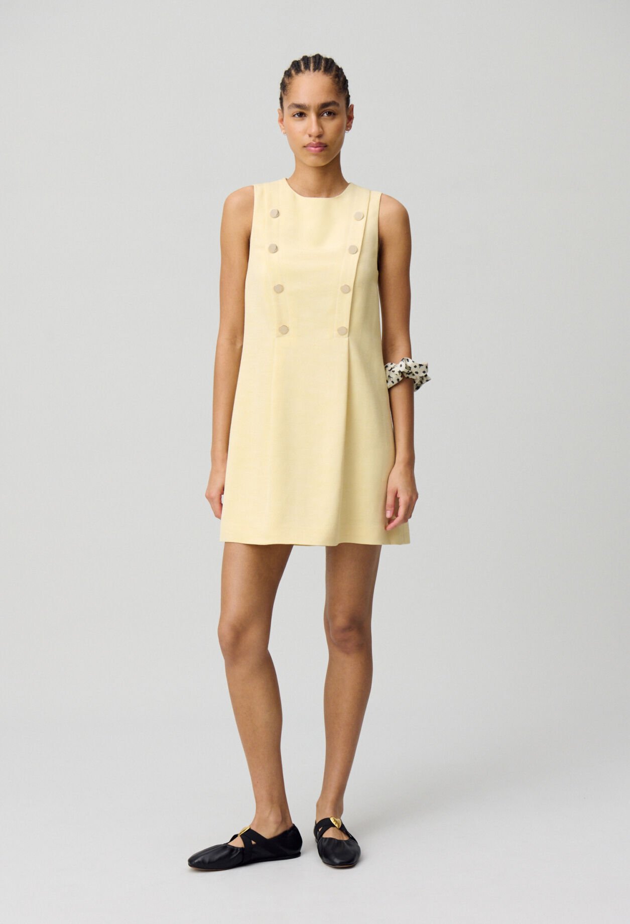 Robe courte ajustée