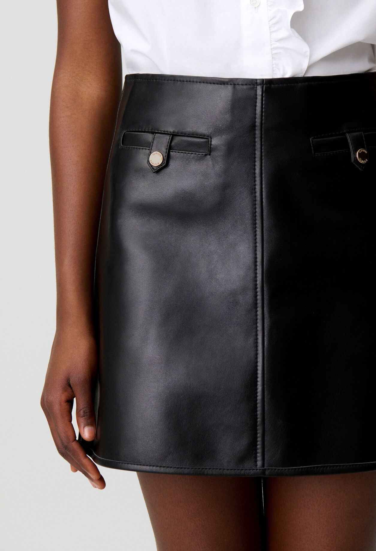 Jupe courte cuir