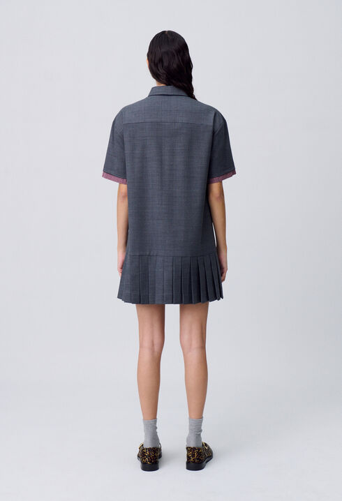 Robe courte plissée