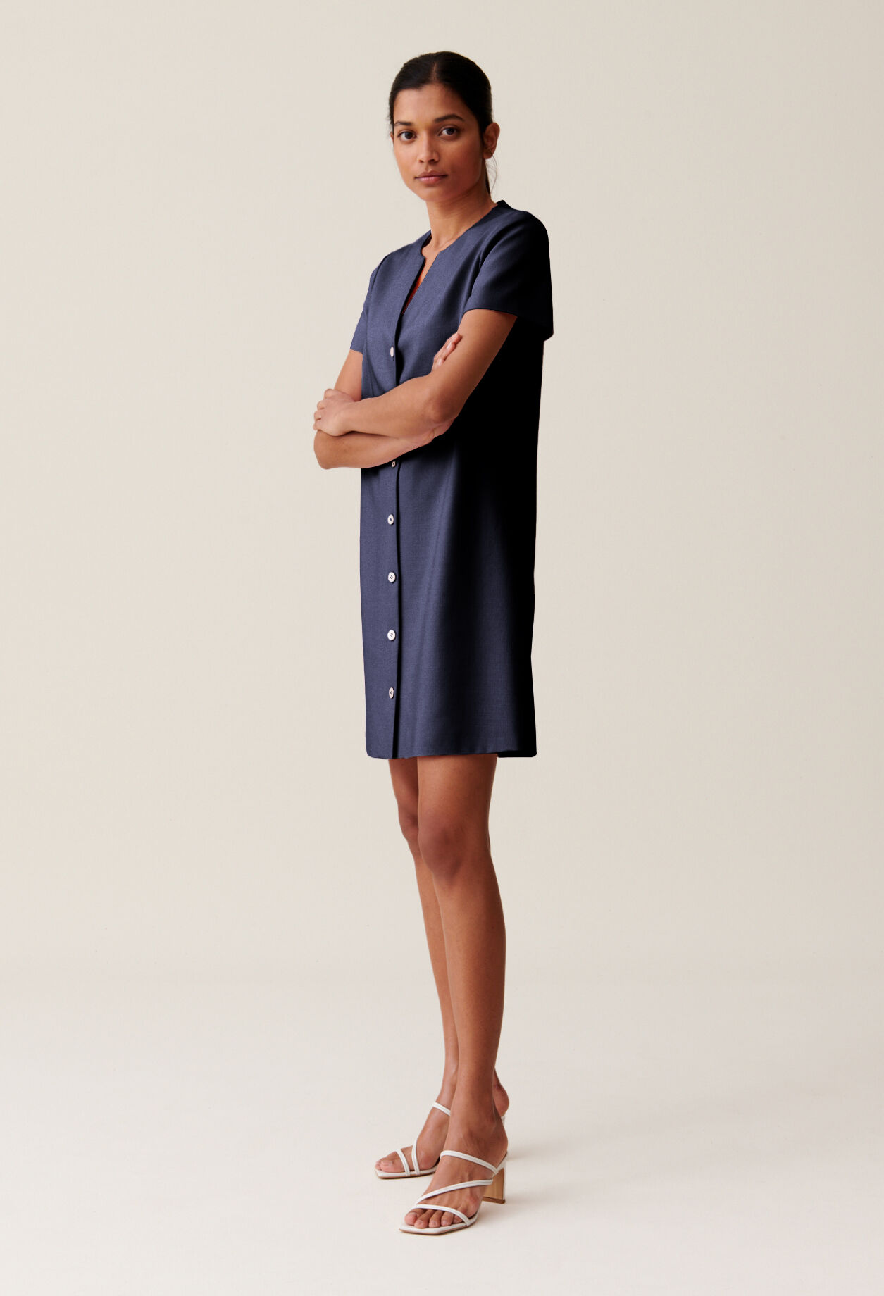 Robe courte boutonnée
