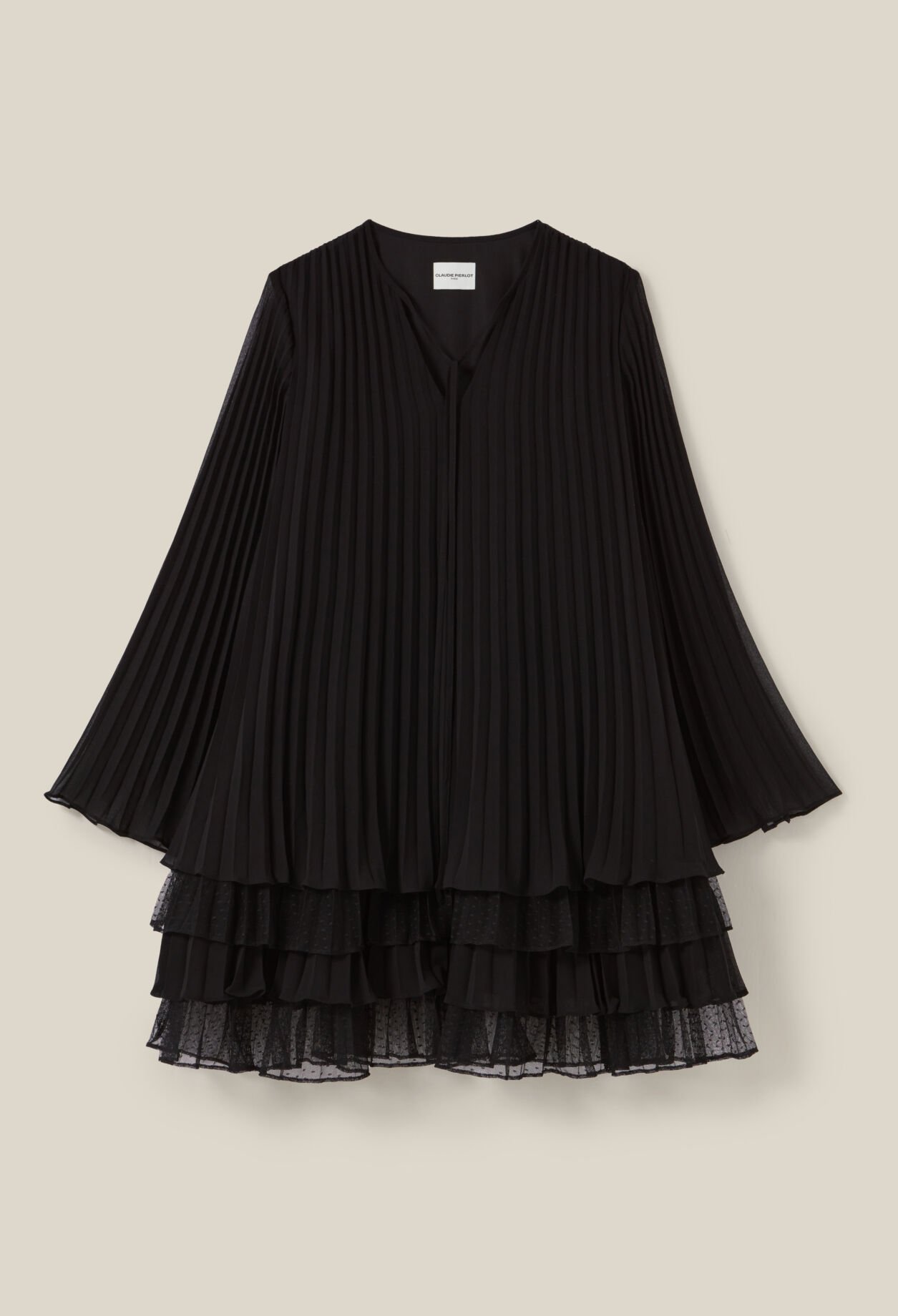 Robe courte noire volantée
