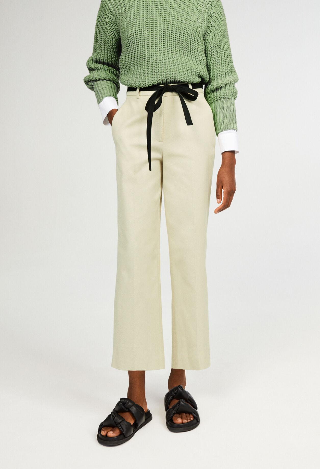 Pantalon droit ceinturé