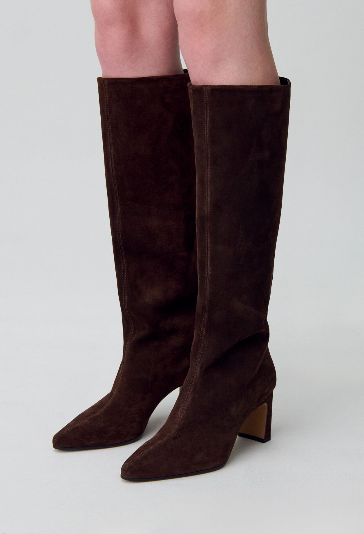 Bottes à talons cuir suède