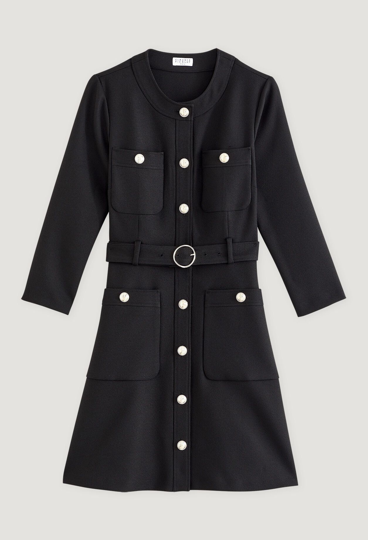 Robe noire à boutons