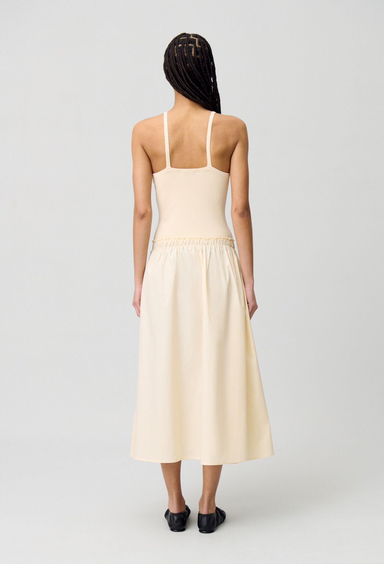 Robe mi-longue buste crochet