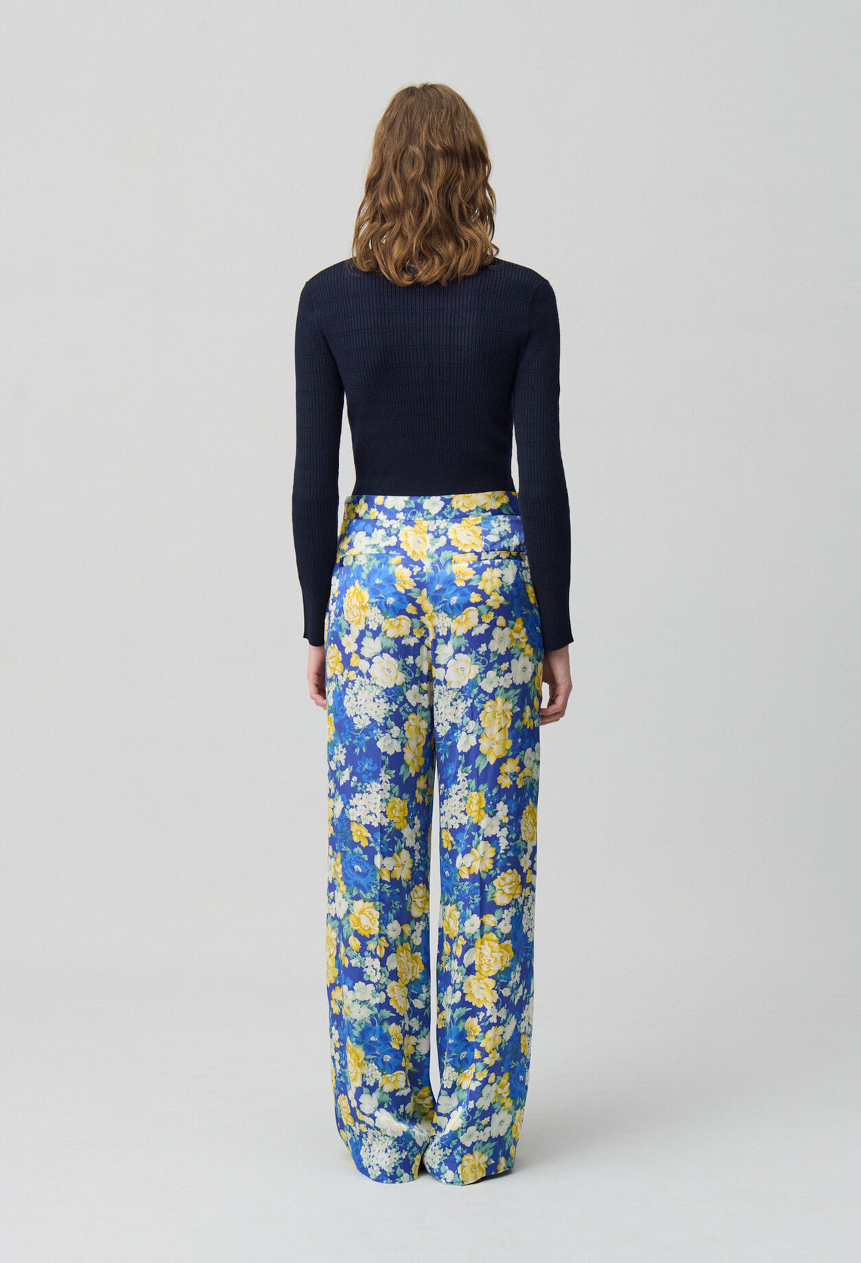 Pantalon droit large &agrave; fleurs