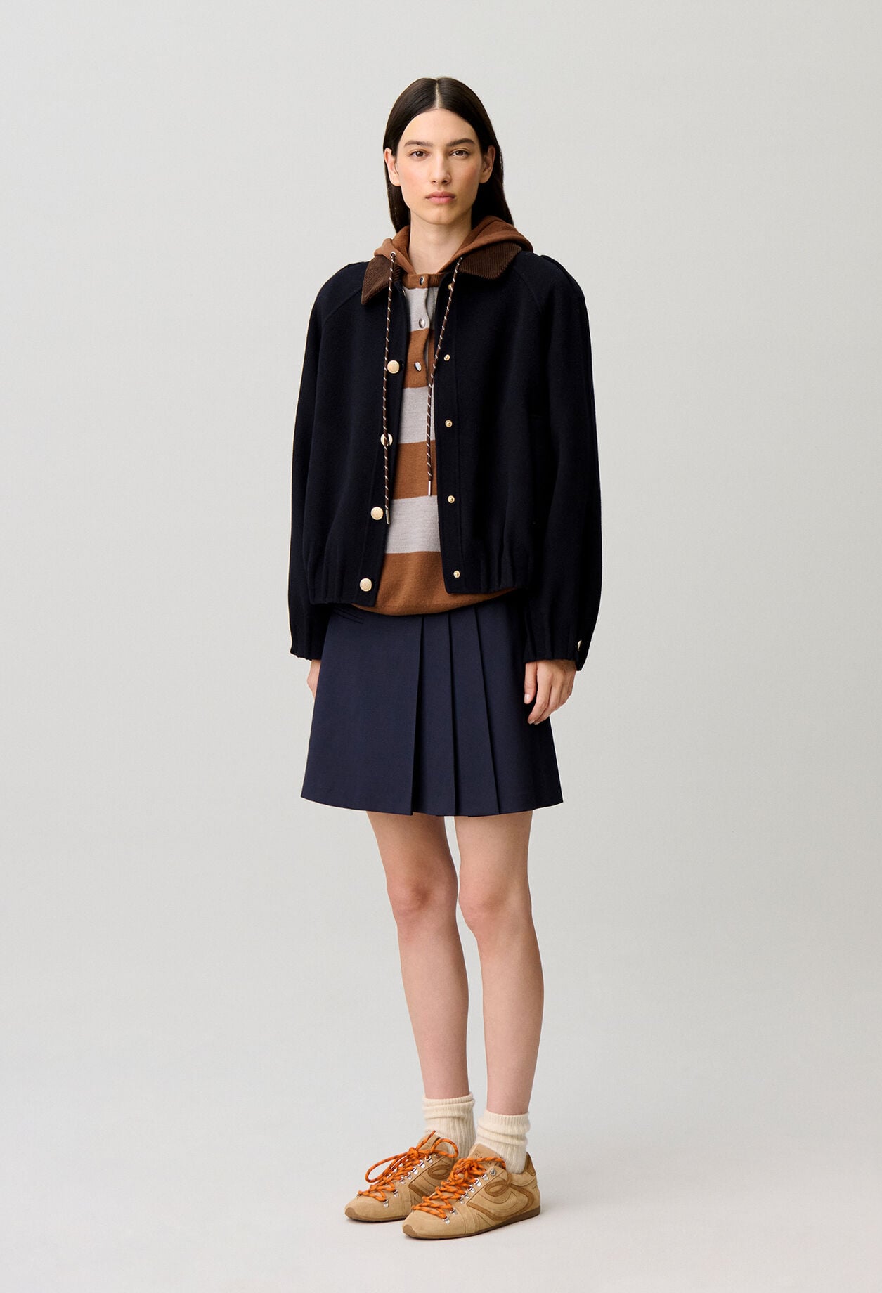 Blouson large pressions dor&eacute;es