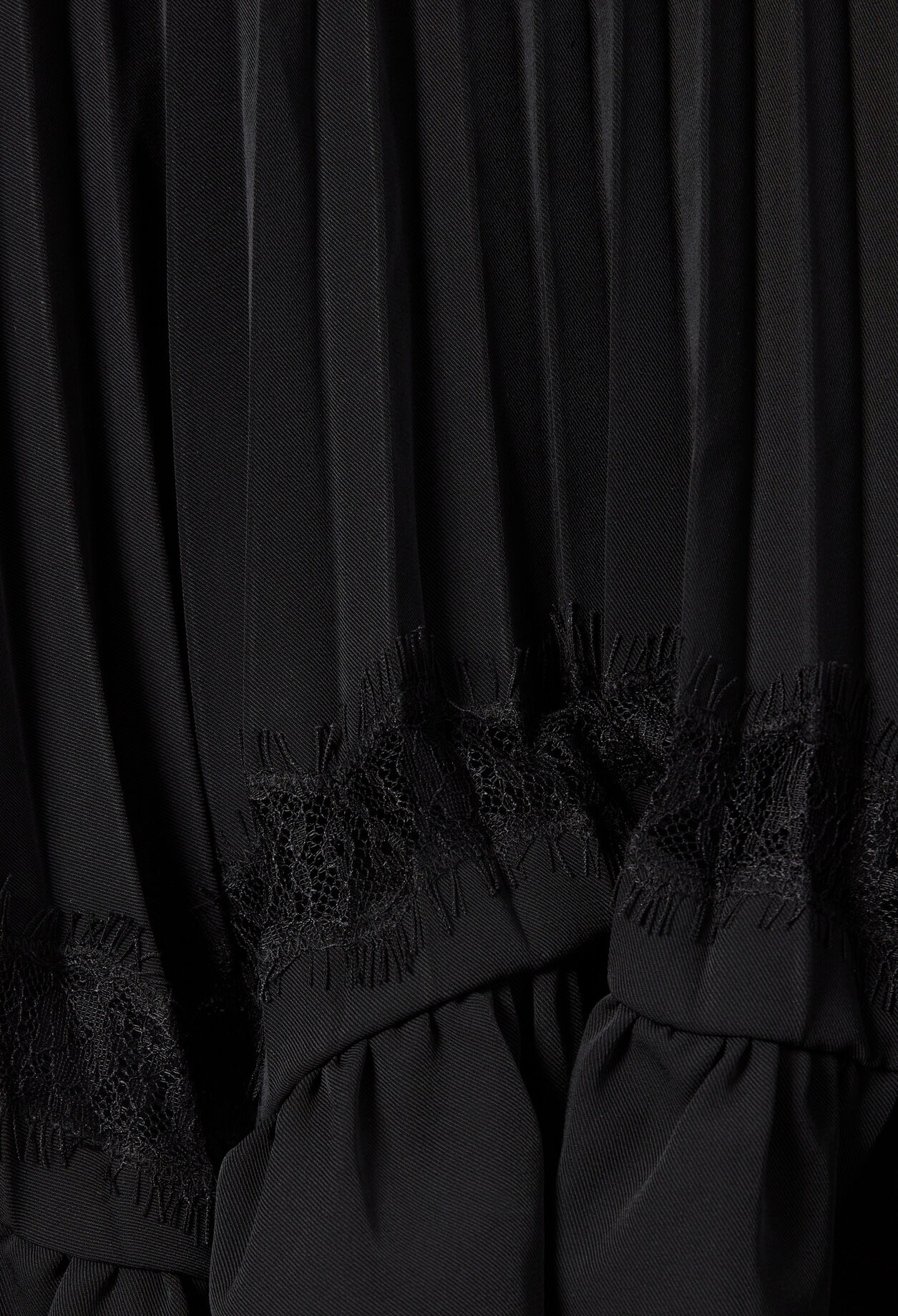 Jupe asymétrique dentelle