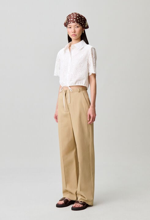 Chemise dentelle courte