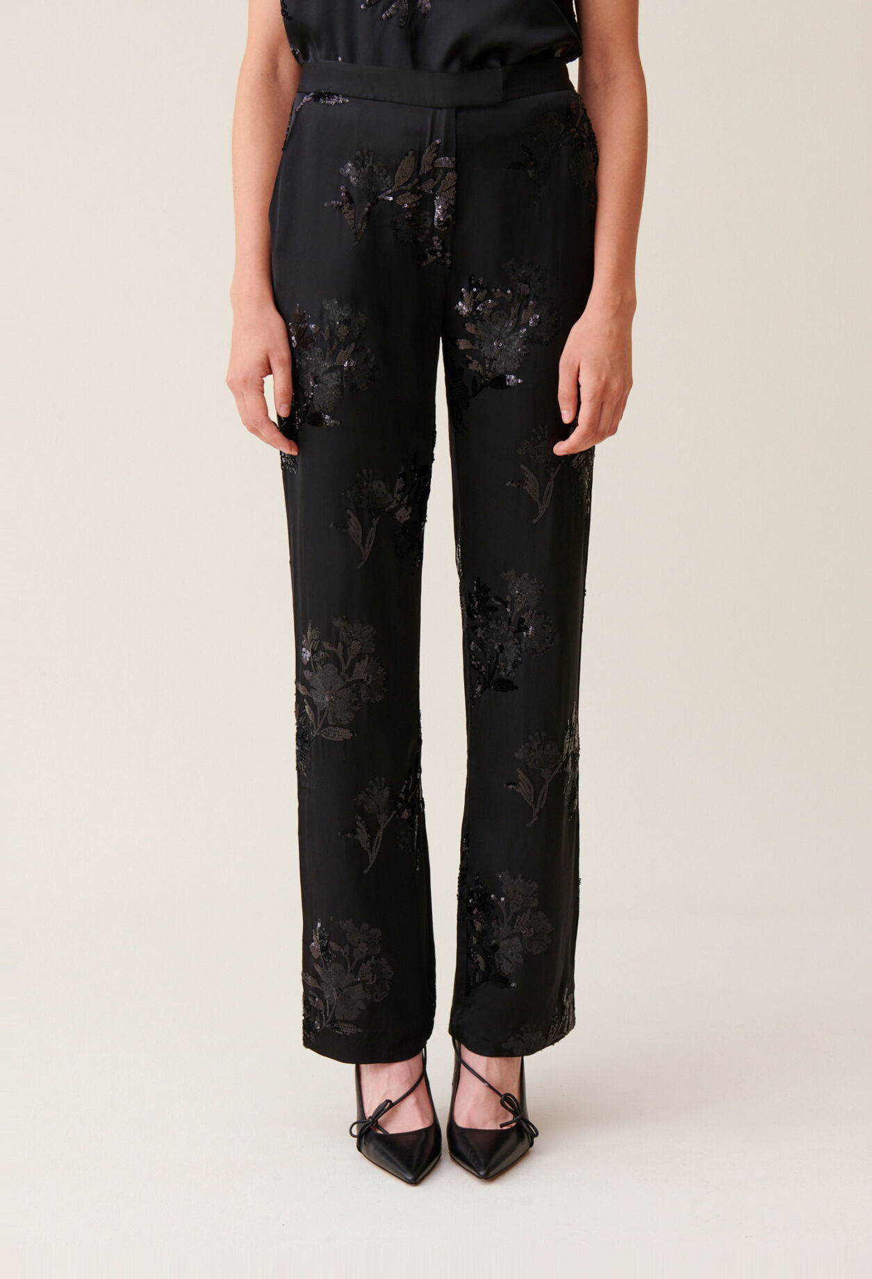 Pantalon sequins brod&eacute;s noir