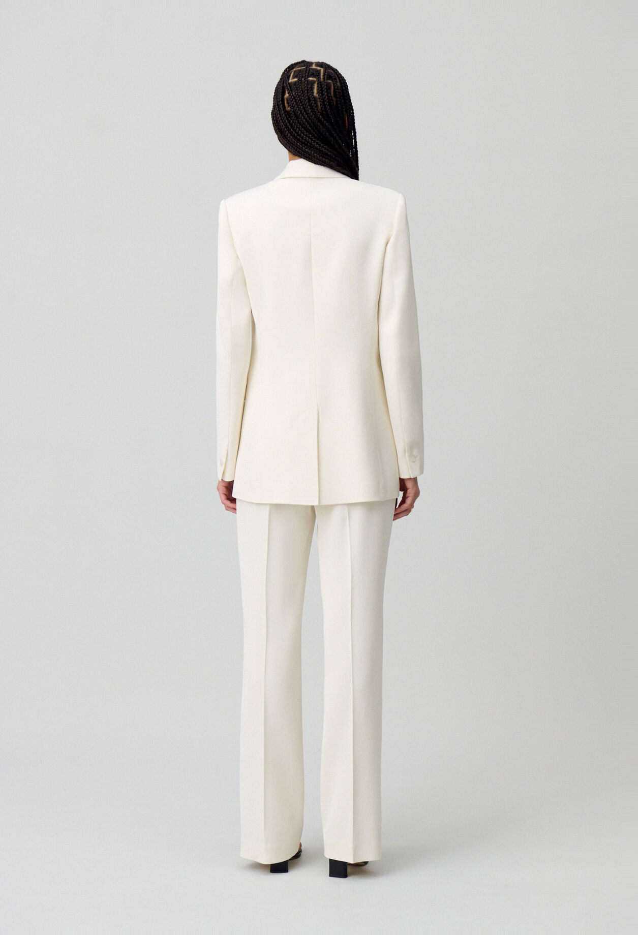 Veste de tailleur cintr&eacute;e