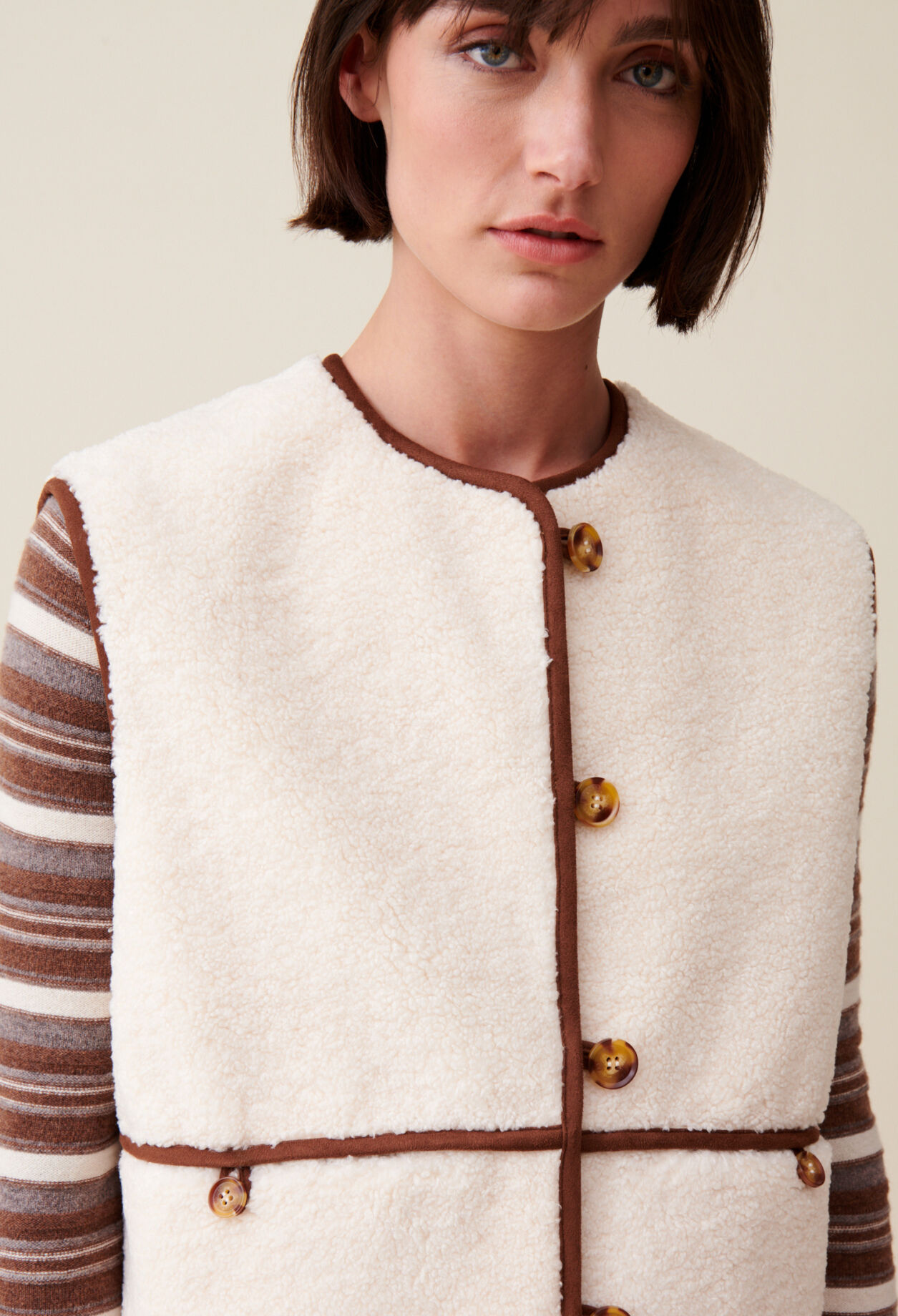 Veste fausse fourrure sans manches
