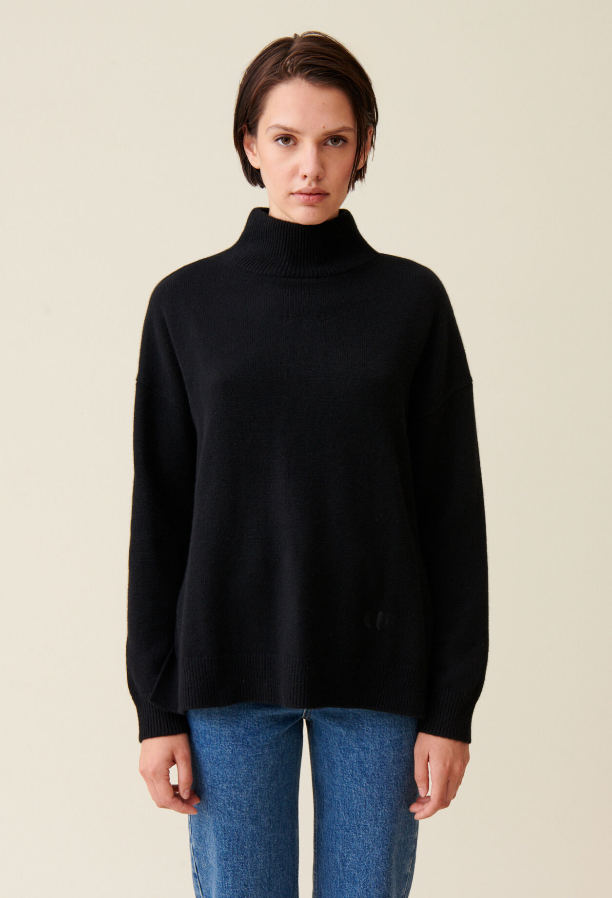 Pull col montant cachemire noir