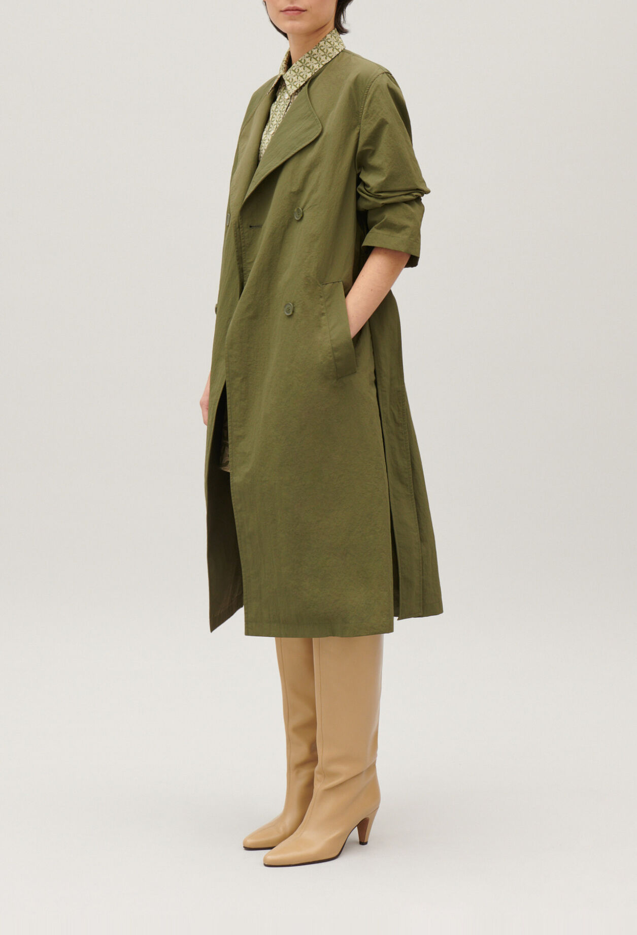 Trench mi-long nylon kaki