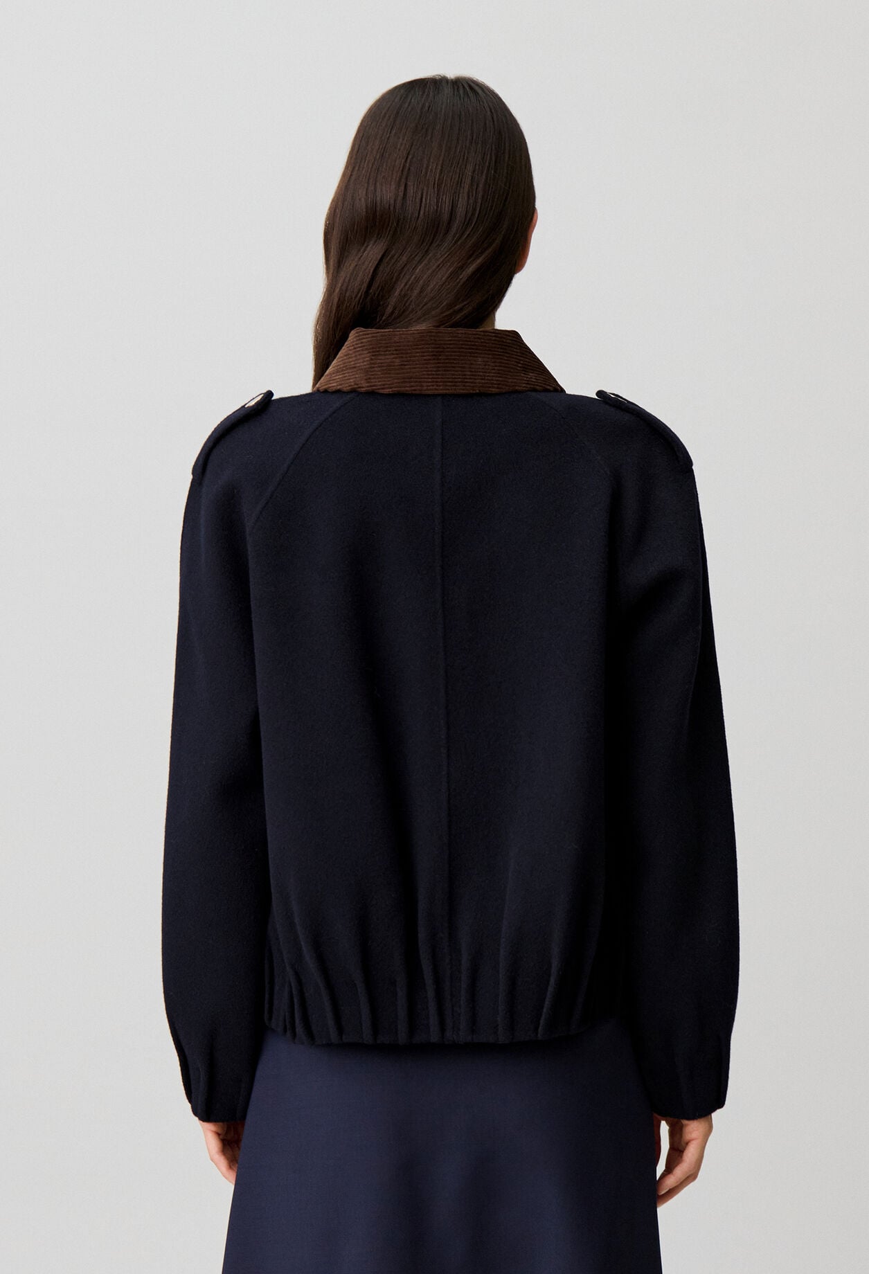 Blouson large pressions dor&eacute;es