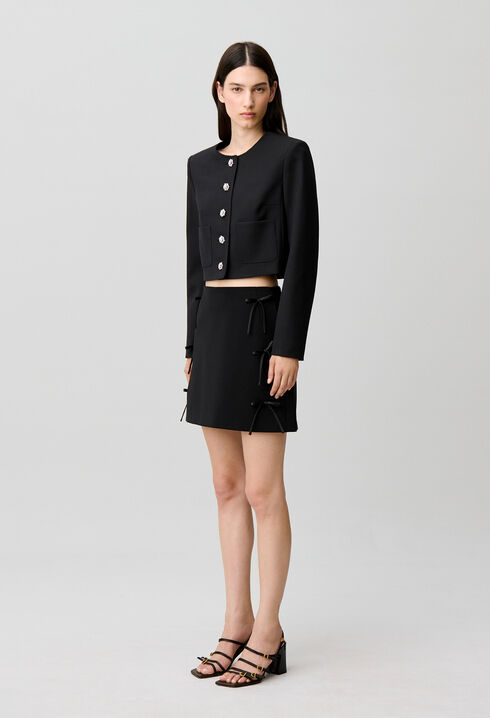 Veste courte boutons bijoux