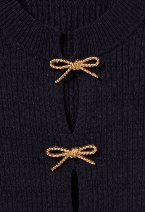 Pull maille fine noeuds