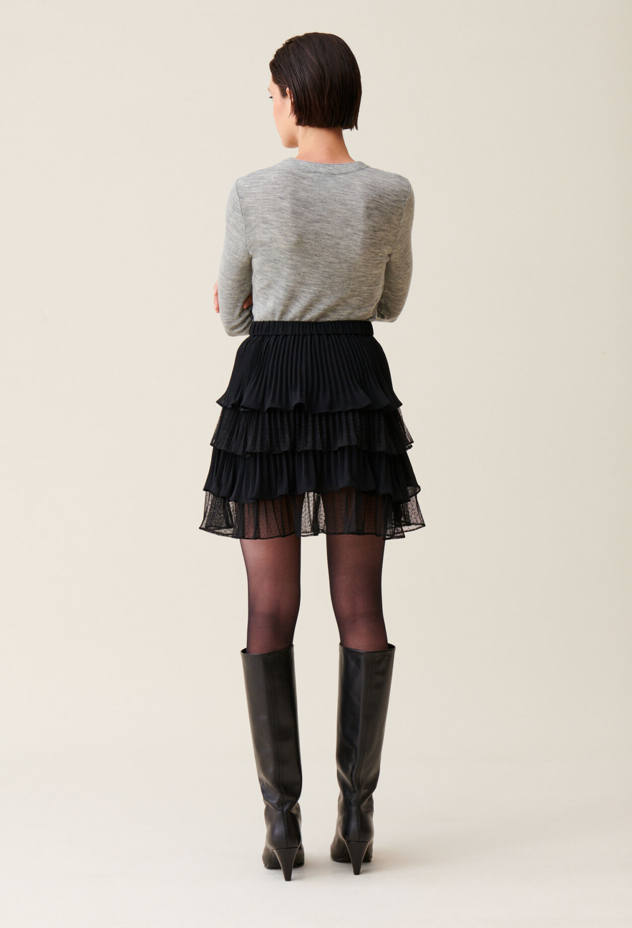 Jupe courte noire volants