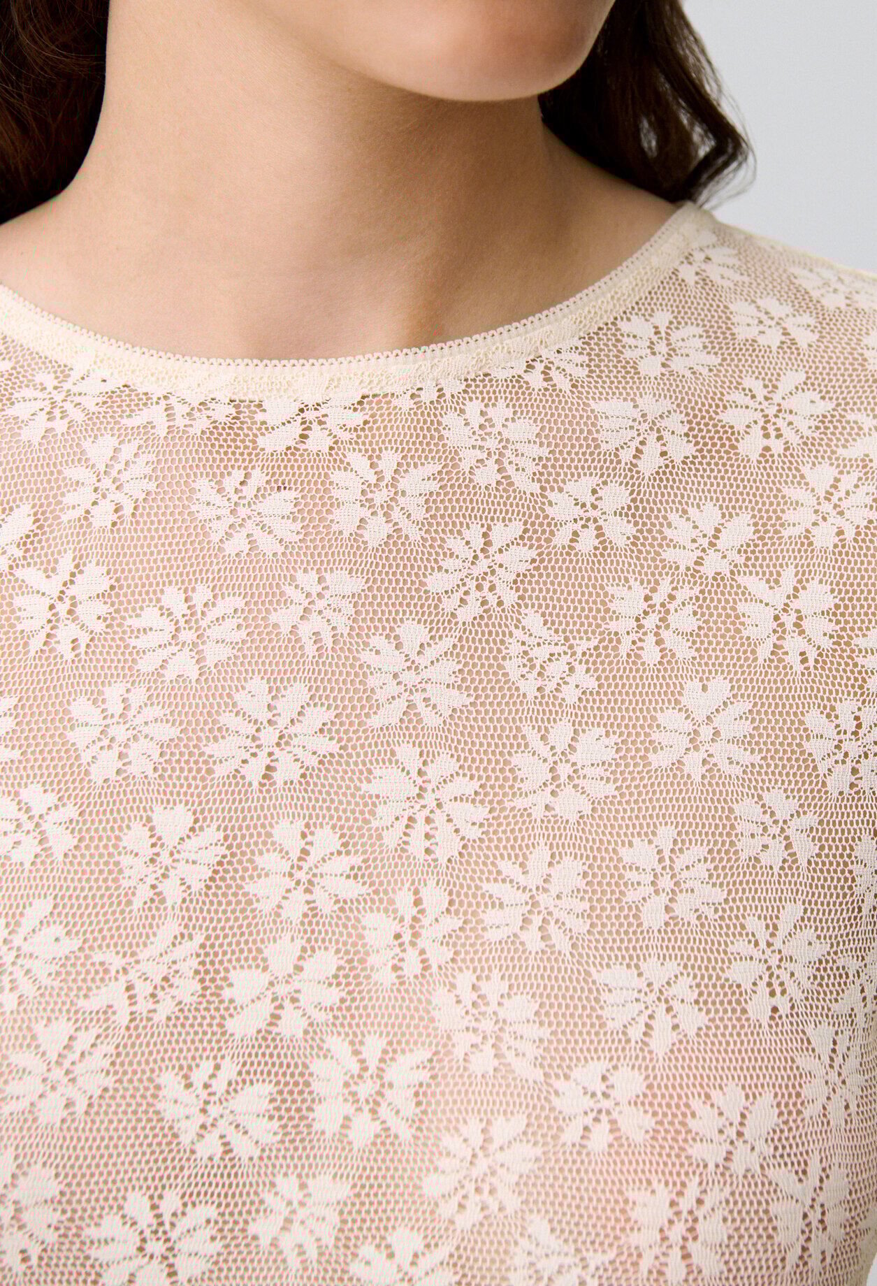 Top transparent dentelle