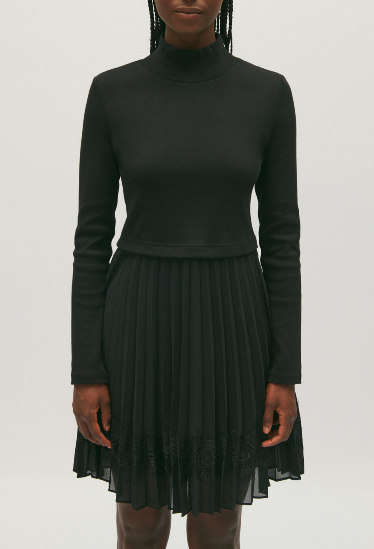 Robe Twist courte plissée noire 