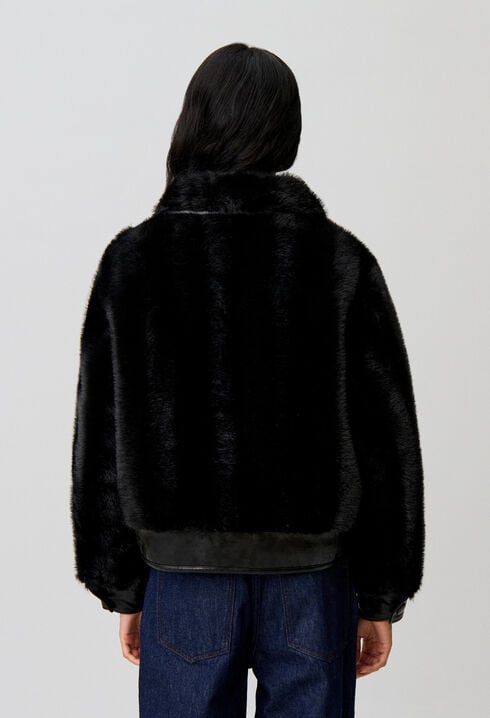Veste courte fausse fourrure