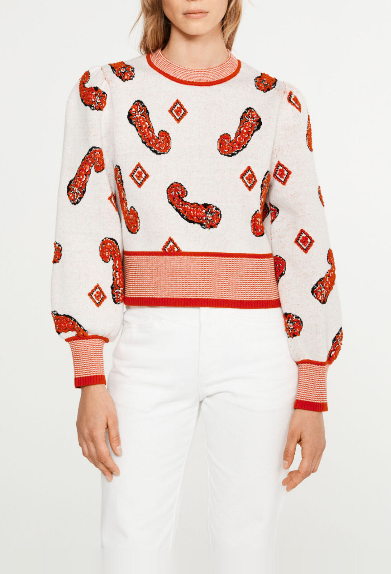 Pull motifs paisley