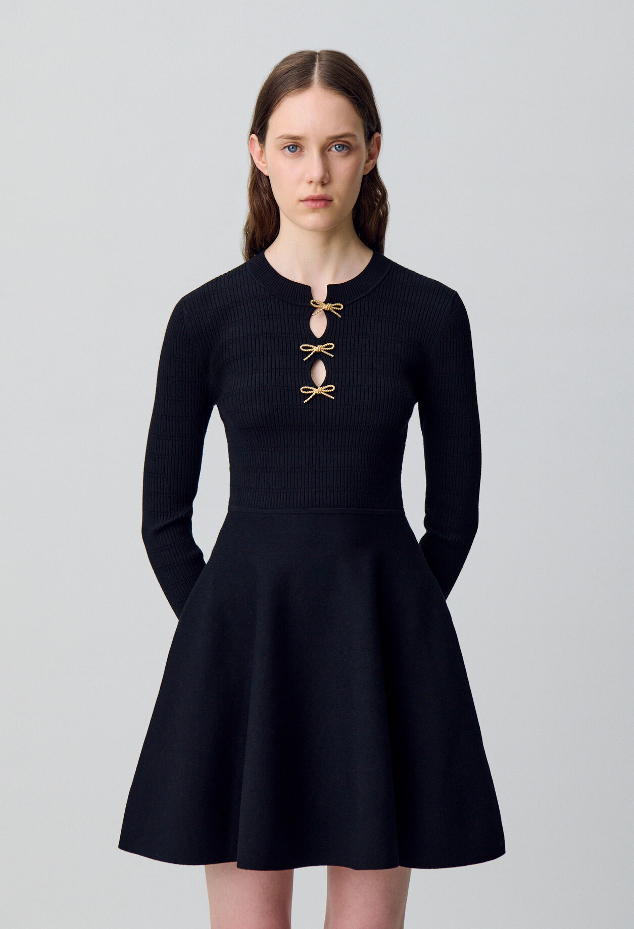 Robe courte maille nœuds