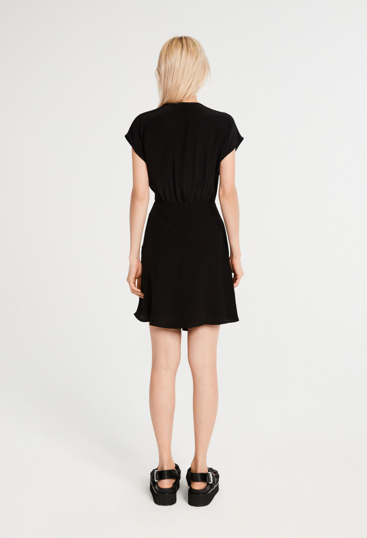 Robe courte