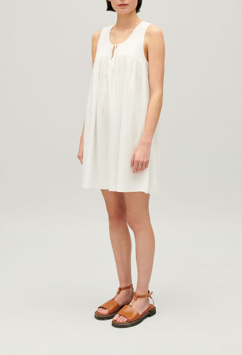 Robe courte fronc&eacute;e &eacute;crue