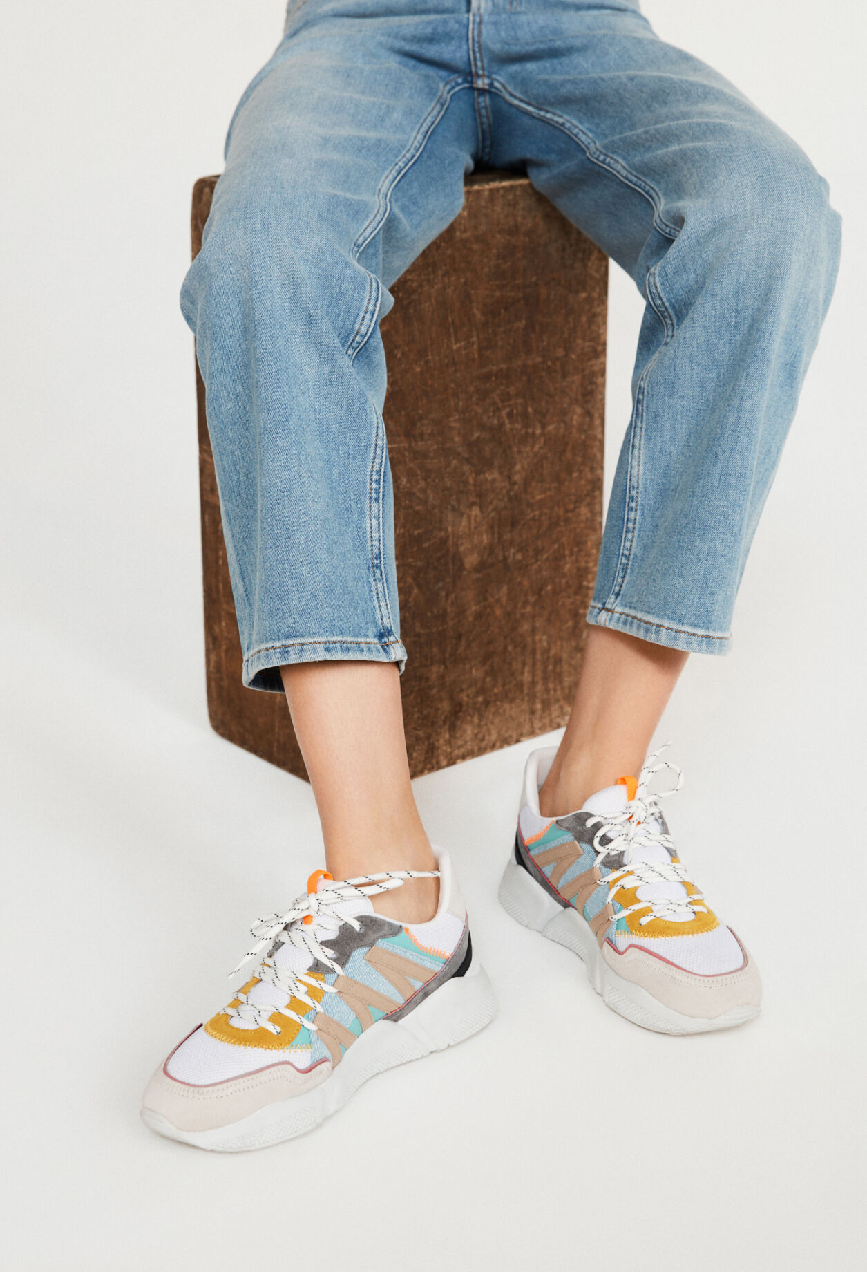 Sneakers graphiques en cuir