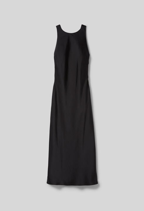 Robe longue satinée dos nu