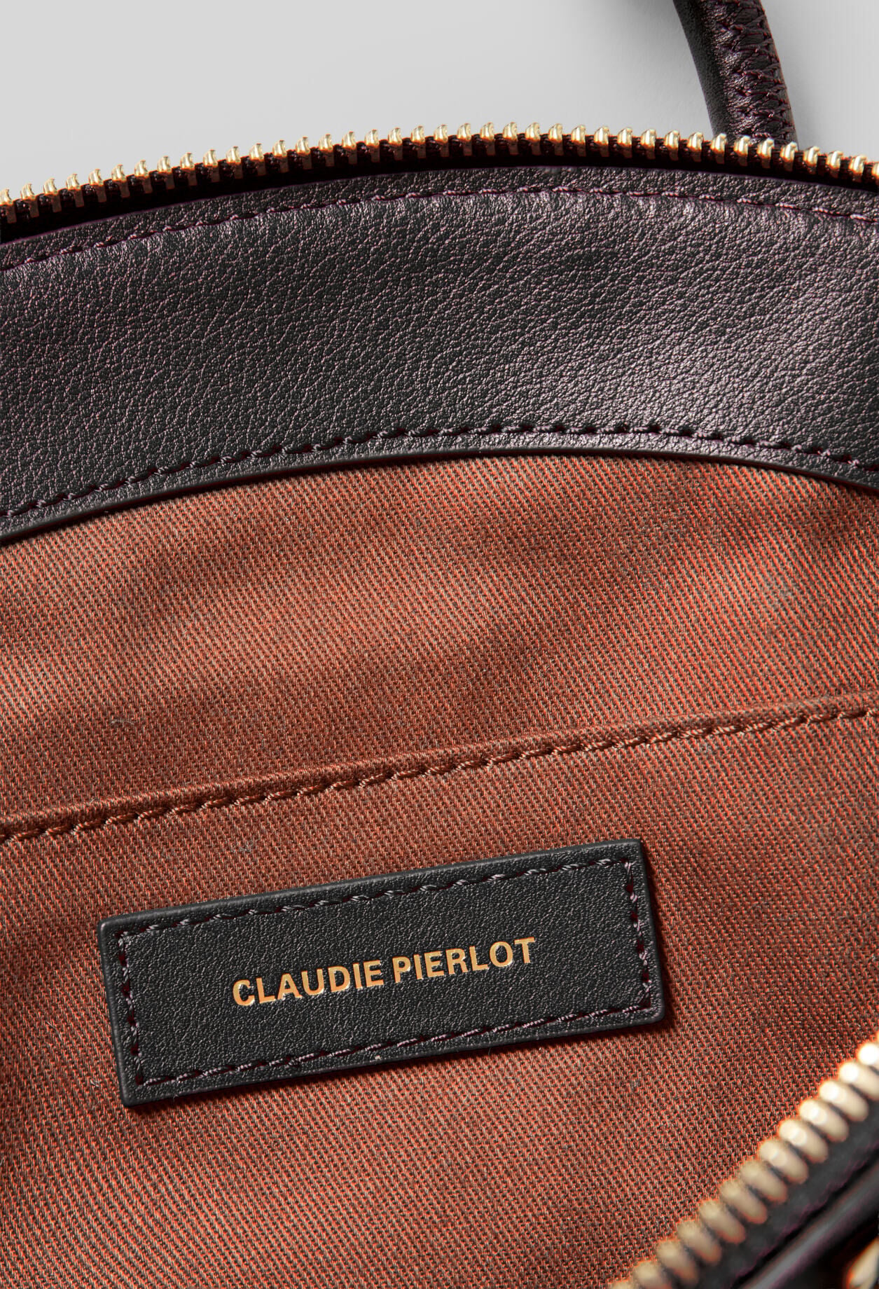 Sac cuir lisse anneaux dor&eacute;s