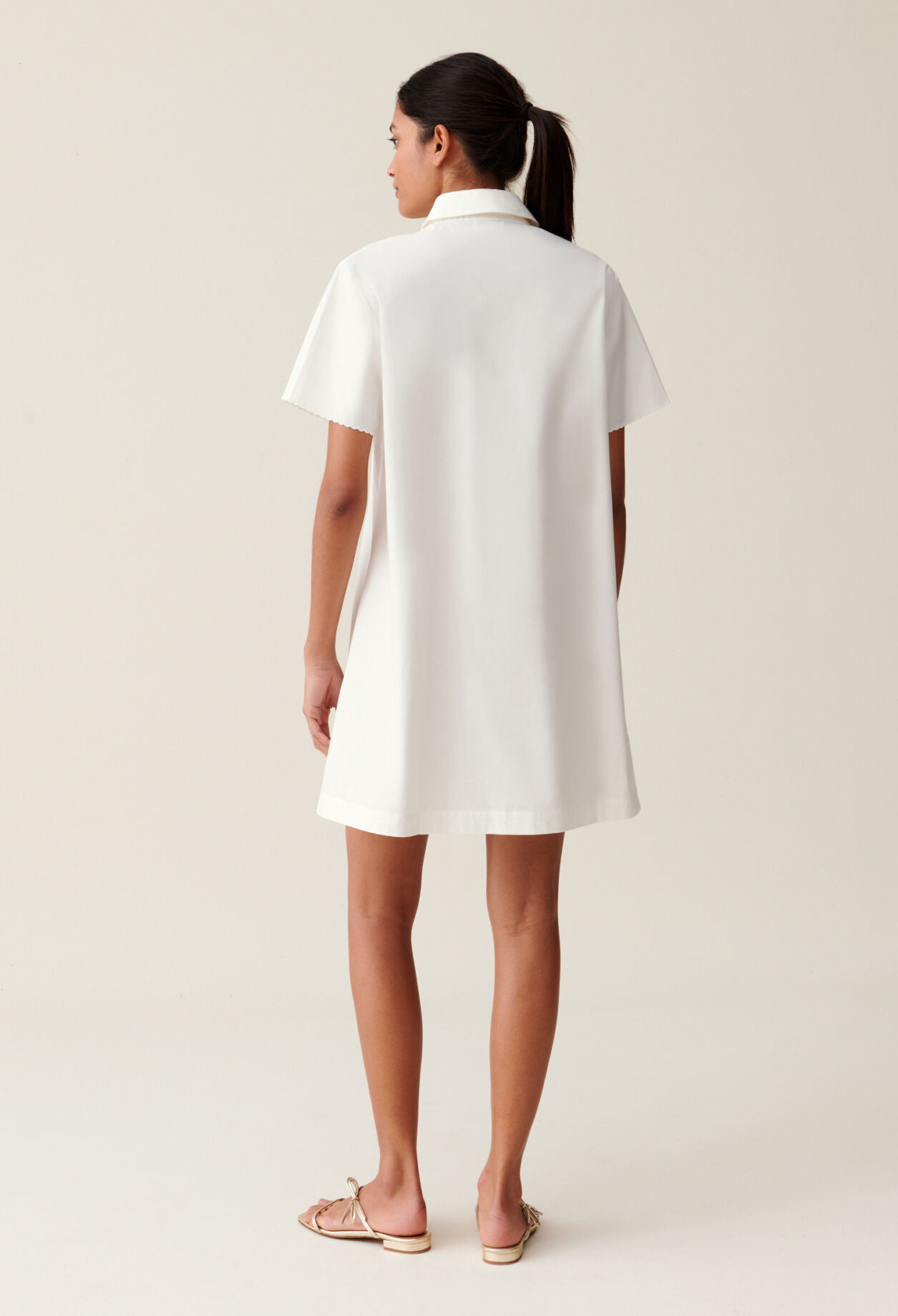 Robe chemise courte brodée