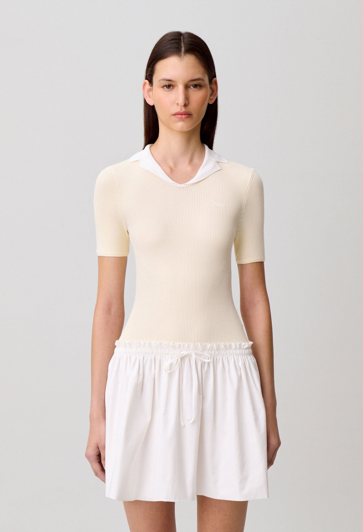 Robe bi-mati&egrave;re courte